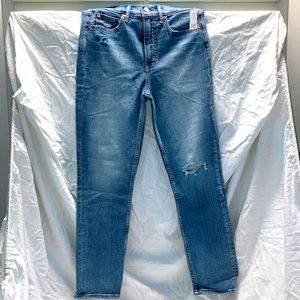 High rise cigarette jeans